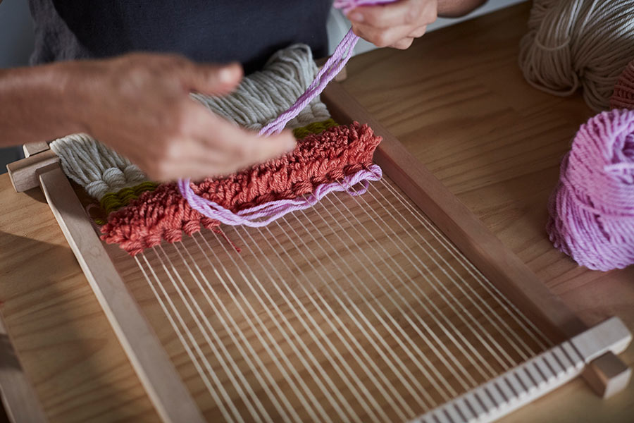 How to weave a tapestry