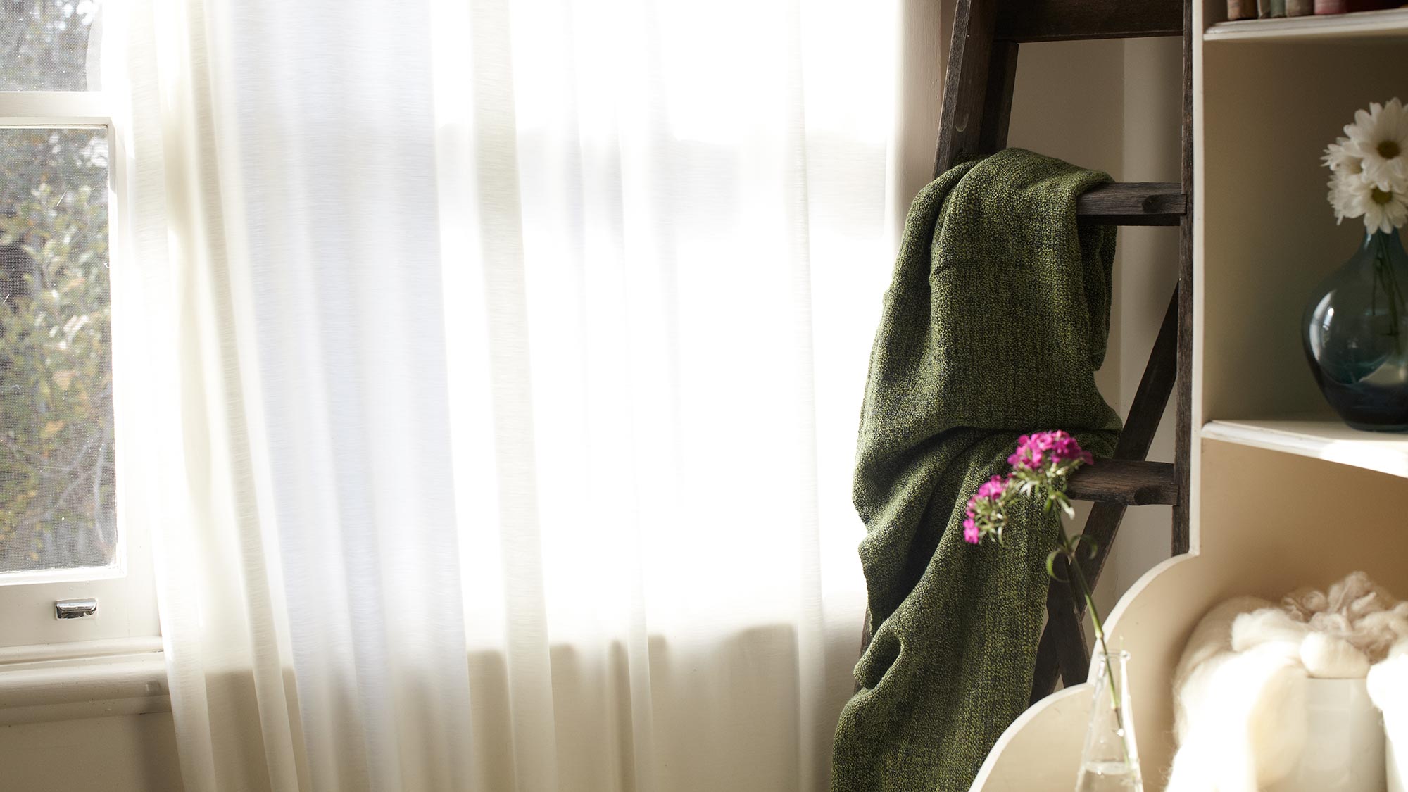 Update 145+ window dressing implies seven.edu.vn